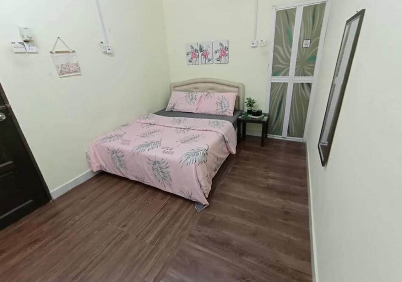 Roomstay Kuala Nerus Gated Parking - 6M To Beach & 15M To Drawbridge Куала-Тренгану Экстерьер фото