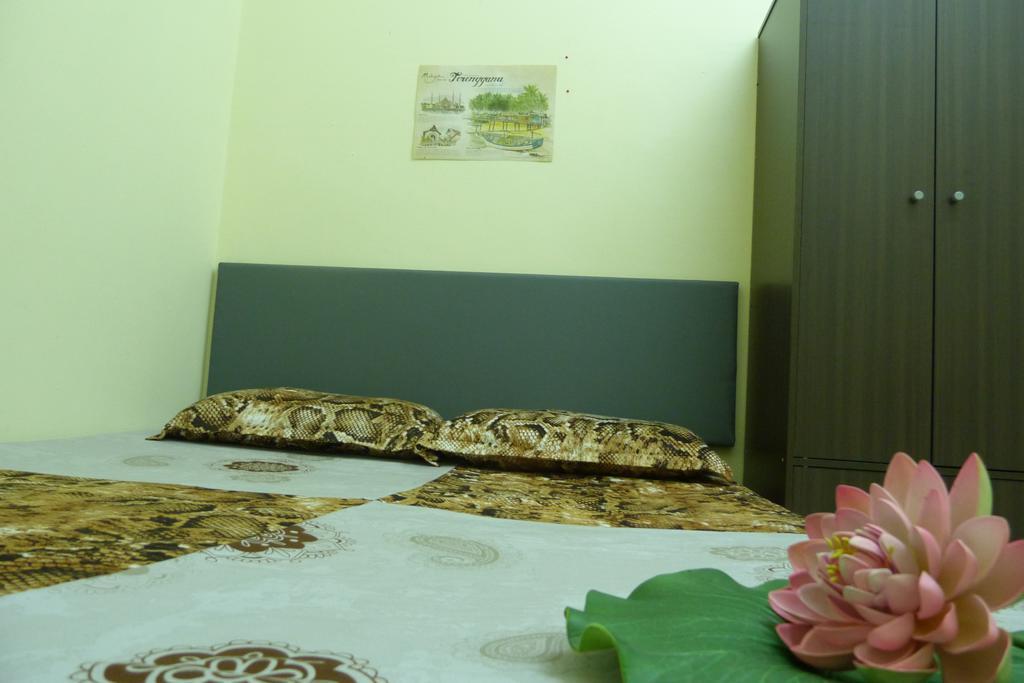 Roomstay Kuala Nerus Gated Parking - 6M To Beach & 15M To Drawbridge Куала-Тренгану Экстерьер фото